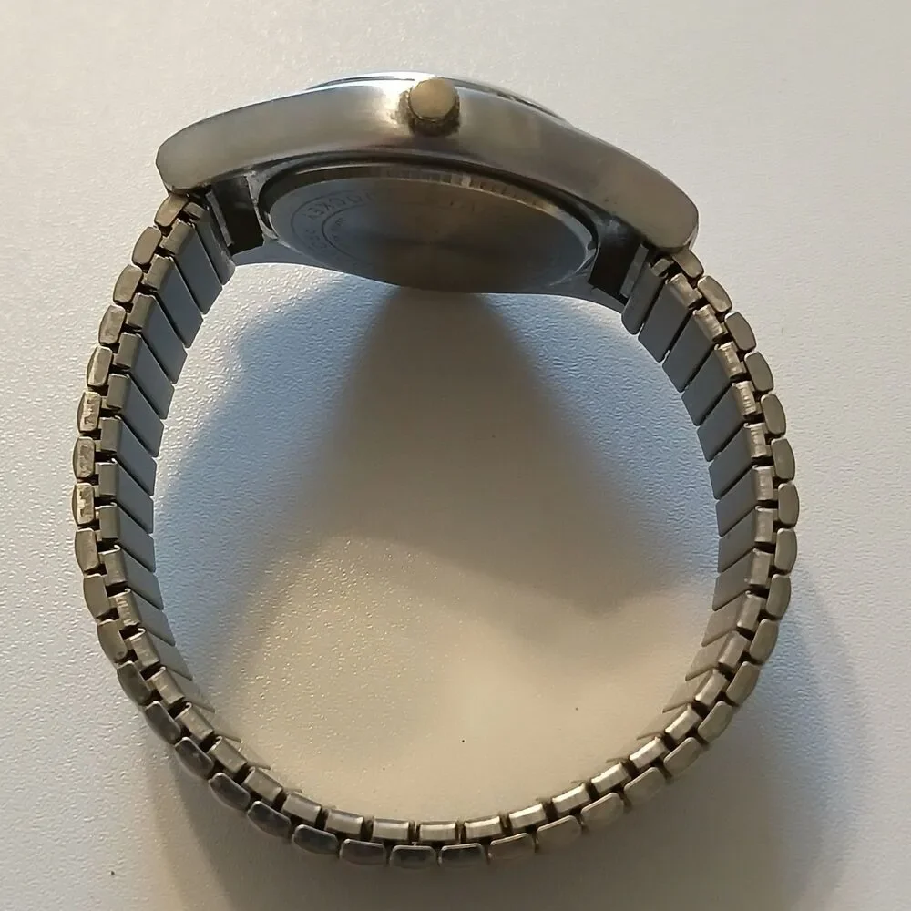 Y2K Jockey Women's Quartz Watch Stainless Steel Expansion Band 37mm
